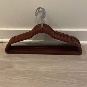 15 brown velvet hangers